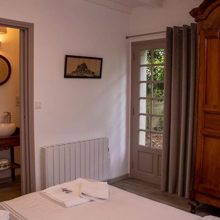 Une Suite Au Jardin Hyenville Kültér fotó